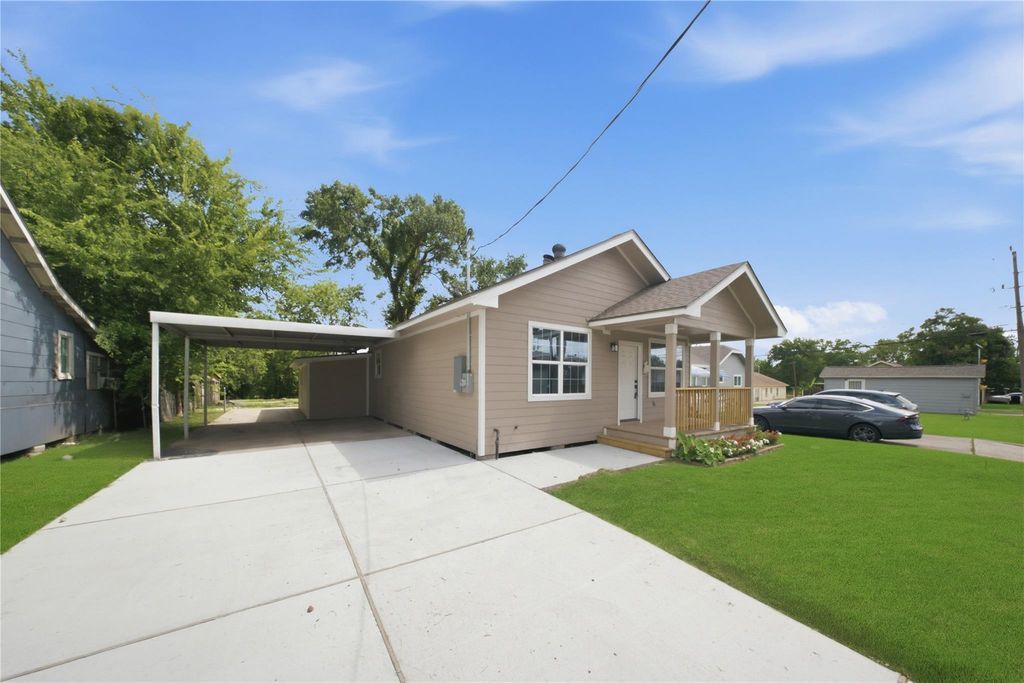 1303 4th Street, Galena Park, TX 77547