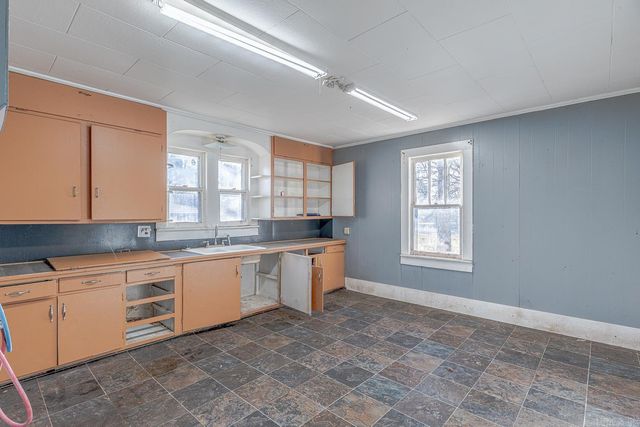 414 E 1st, Rector, AR 72461