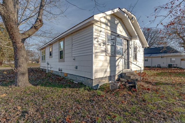 414 E 1st, Rector, AR 72461