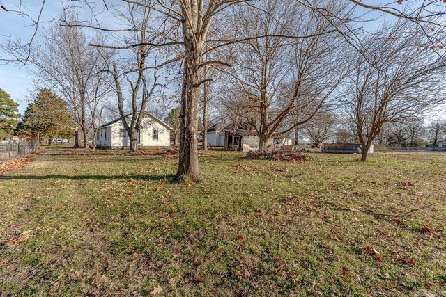 414 E 1st, Rector, AR 72461