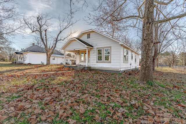 414 E 1st, Rector, AR 72461