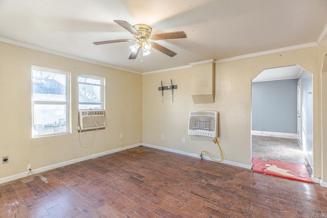 414 E 1st, Rector, AR 72461