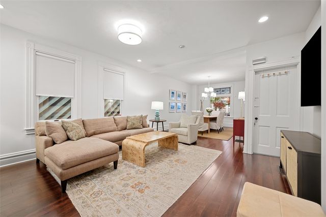 5745 Kentucky Ave, Shadyside, PA 15232