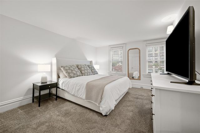 5745 Kentucky Ave, Shadyside, PA 15232