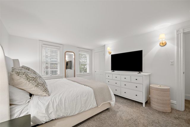 5745 Kentucky Ave, Shadyside, PA 15232