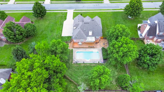 756 Starpoint Dr, Gallatin, TN 37066