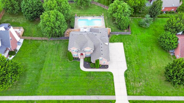 756 Starpoint Dr, Gallatin, TN 37066