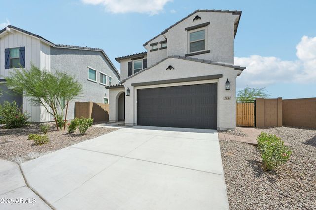 7221 N 74TH Avenue, Glendale, AZ 85303