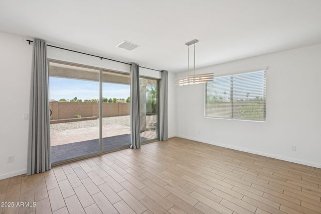 7221 N 74TH Avenue, Glendale, AZ 85303