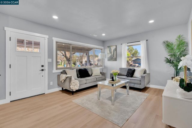 129 Revere St, Vallejo, CA 94591