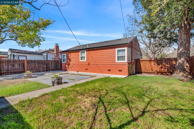 129 Revere St, Vallejo, CA 94591