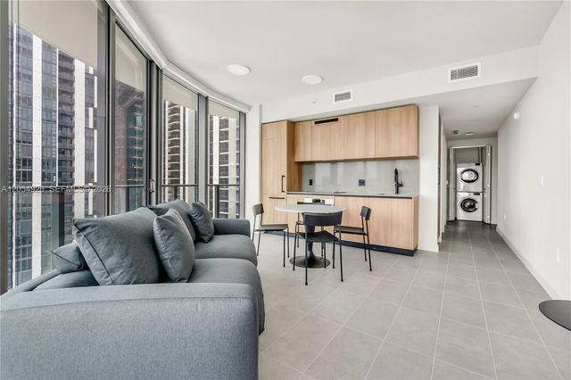 121 NE 5th Street 3405, Miami, FL 33132
