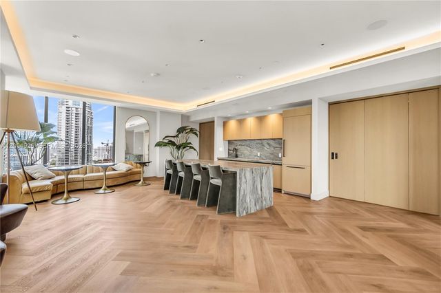 121 NE 5th Street 3405, Miami, FL 33132