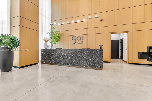 121 NE 5th Street 3405, Miami, FL 33132