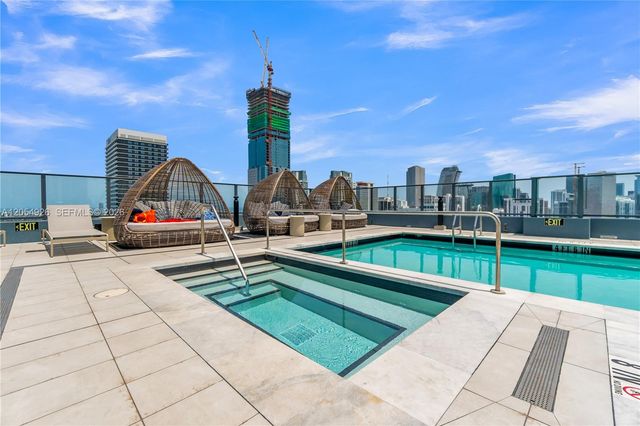 121 NE 5th Street 3405, Miami, FL 33132