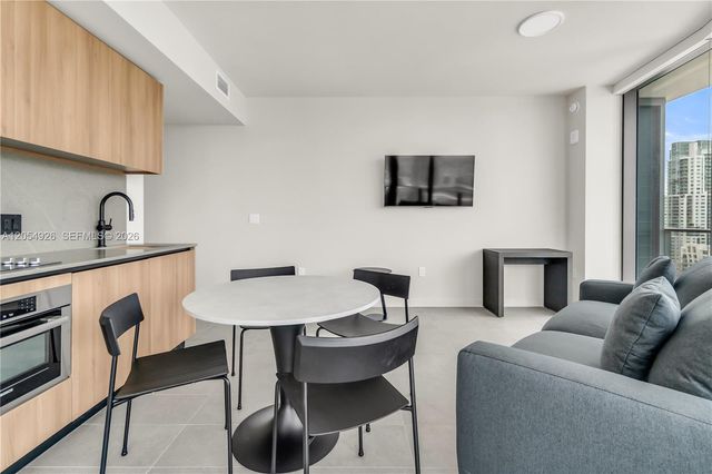 121 NE 5th Street 3405, Miami, FL 33132