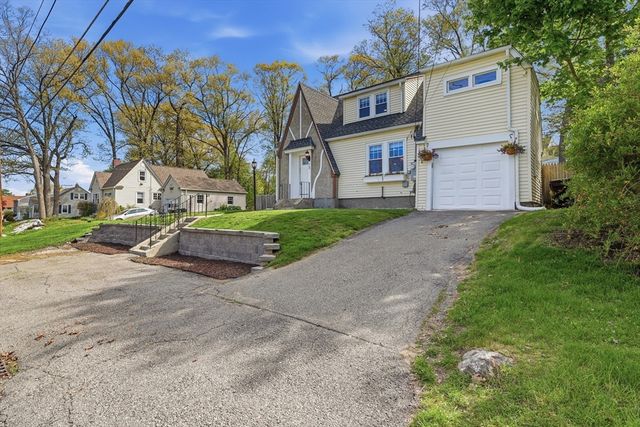 13 Marilyn Drive, Auburn, MA 01501