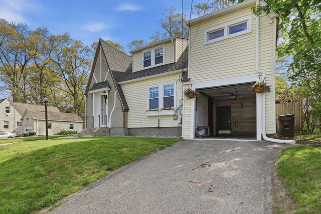13 Marilyn Drive, Auburn, MA 01501
