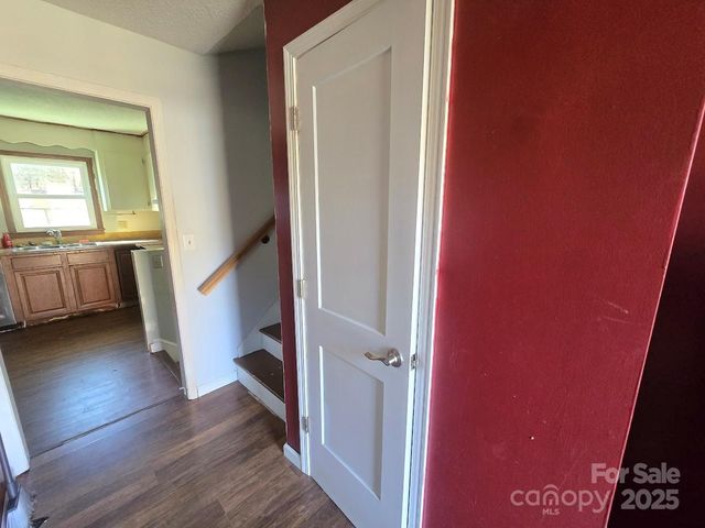 1708 Caromar Place NW, Concord, NC 28027