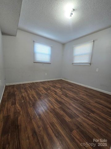 1708 Caromar Place NW, Concord, NC 28027