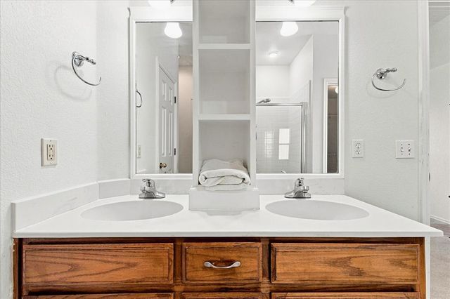549 NE 23rd Street, Newcastle, OK 73065
