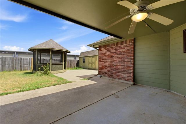549 NE 23rd Street, Newcastle, OK 73065
