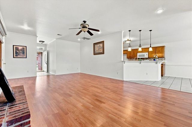 549 NE 23rd Street, Newcastle, OK 73065