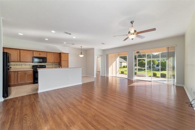 7153 SW 93RD AVENUE, Ocala, FL 34481