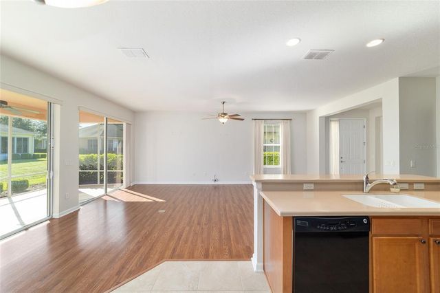 7153 SW 93RD AVENUE, Ocala, FL 34481