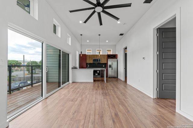 107 Harding Place #201, San Antonio, TX 78203