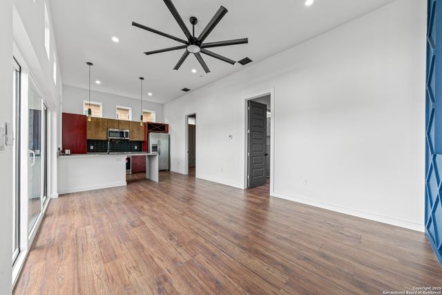 107 Harding Place #201, San Antonio, TX 78203