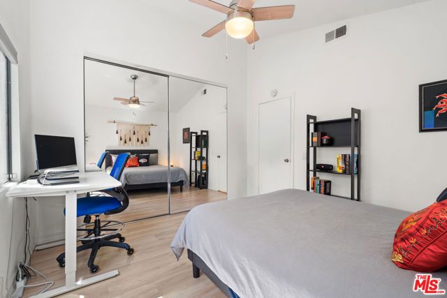 350 Burchett Street 101, Glendale, CA 91203