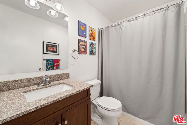 350 Burchett Street 101, Glendale, CA 91203