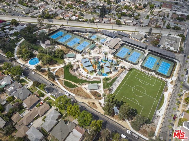 350 Burchett Street 101, Glendale, CA 91203