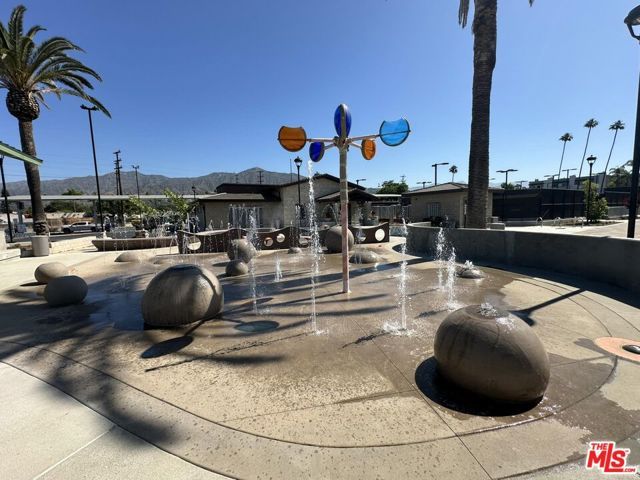 350 Burchett Street 101, Glendale, CA 91203