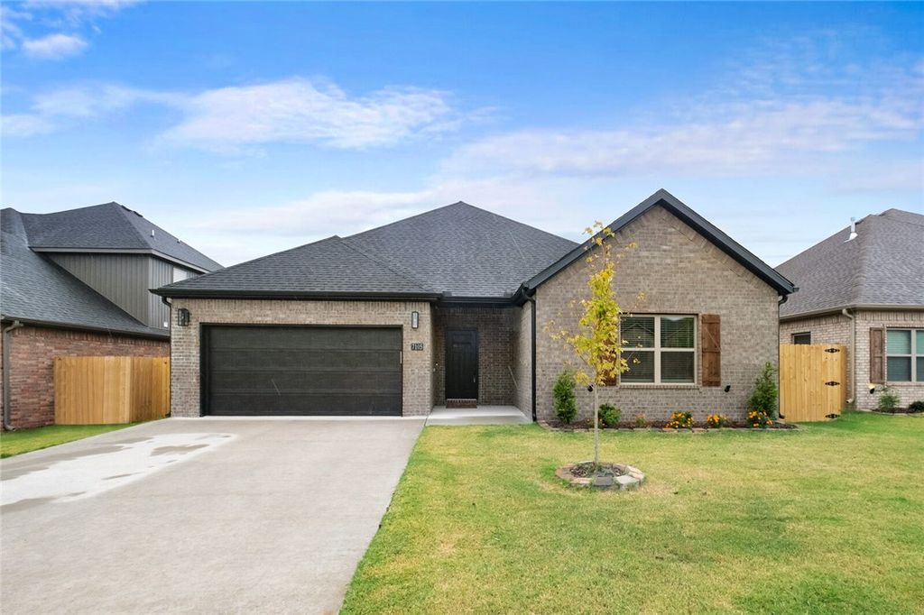 7105 SW High Meadow Boulevard, Bentonville, AR 72713