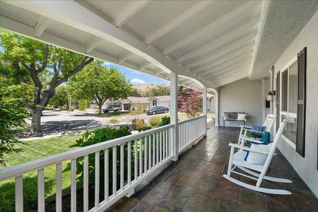 948 Meadowood Drive, San Jose, CA 95120
