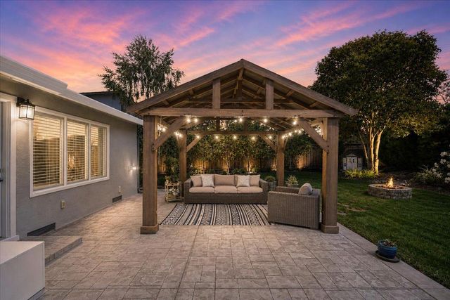 948 Meadowood Drive, San Jose, CA 95120