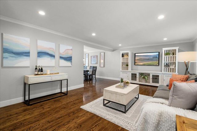 948 Meadowood Drive, San Jose, CA 95120