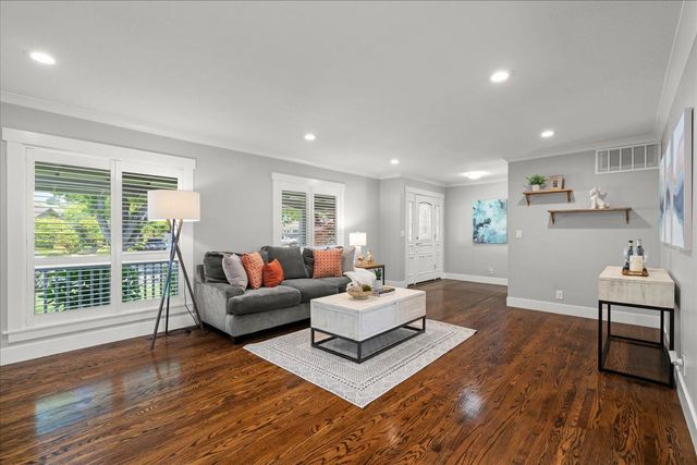 948 Meadowood Drive, San Jose, CA 95120