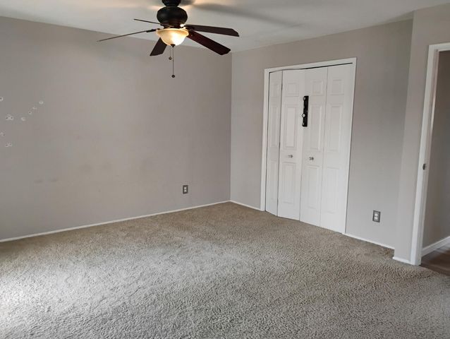 976 E Minarets Avenue, Fresno, CA 93720