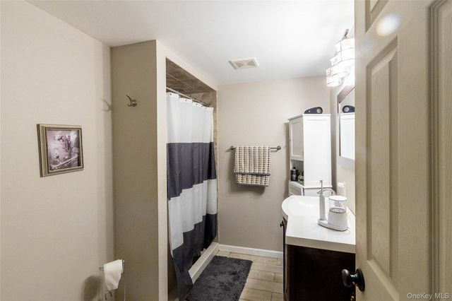 395 Saldane Avenue, North Babylon, NY 11703