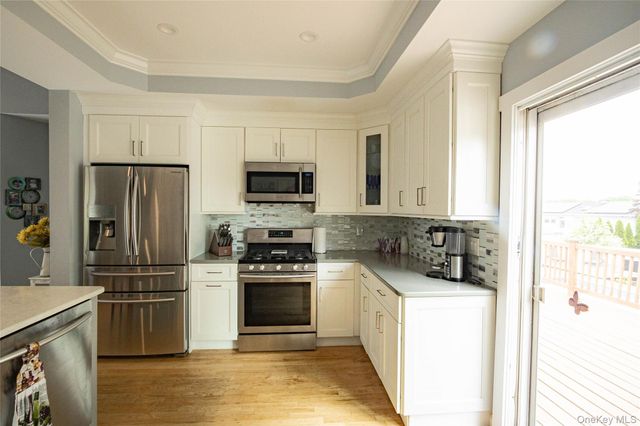395 Saldane Avenue, North Babylon, NY 11703