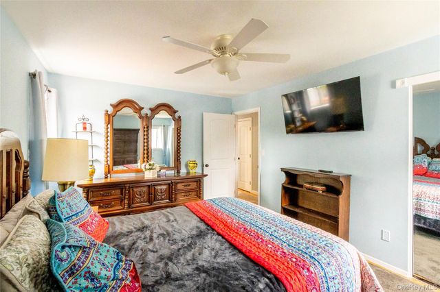 395 Saldane Avenue, North Babylon, NY 11703