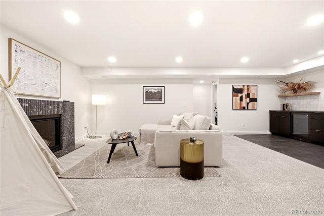 274 Vine Street, Denver, CO 80206