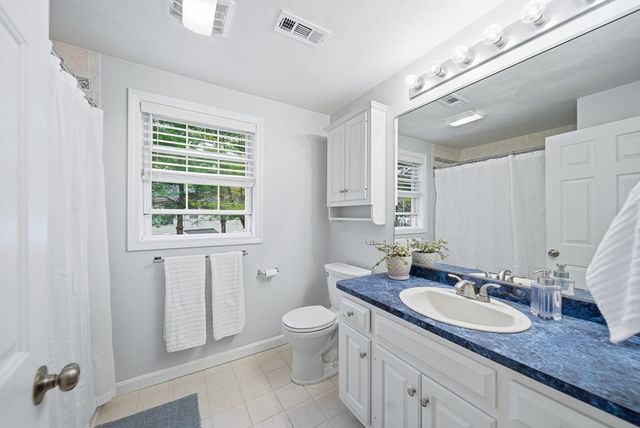 35 Buena Vista Dr, Attleboro, MA 02703