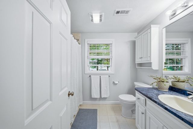 35 Buena Vista Dr, Attleboro, MA 02703