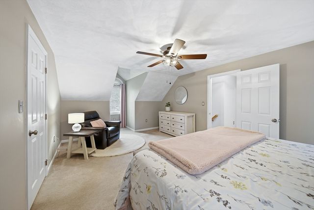 35 Buena Vista Dr, Attleboro, MA 02703