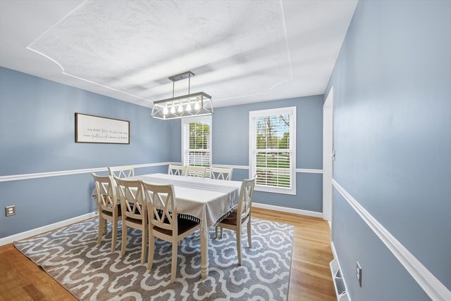 35 Buena Vista Dr, Attleboro, MA 02703