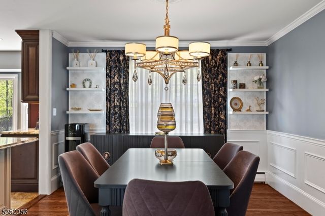 16 Baldwin Ter, Wayne Twp., NJ 07470